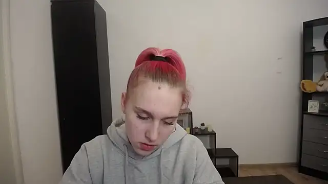 Snapshot of Scarlett_lil chatting on March 25, 8:53 am Scarlett lil online show from March 25, 8:53 am