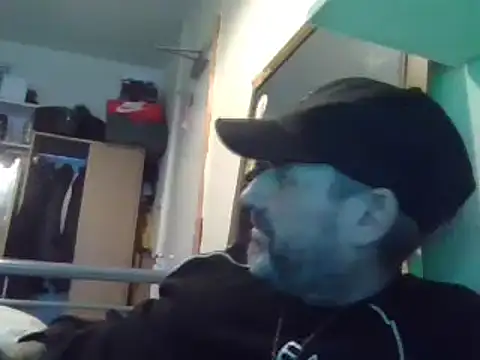 DOUBLETROUBLE7773 online show from March 3, 11:32 pm