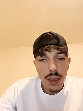 Snapshot of danbig01 chatting on March 18, 10:07 am danbig01 online show from March 18, 10:07 am