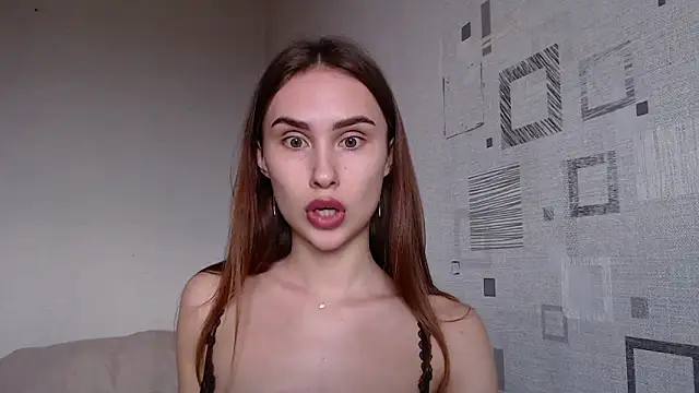Snapshot of yourameliaa chatting on April 3, 12:47 pm yourameliaa online show from April 3, 12:47 pm