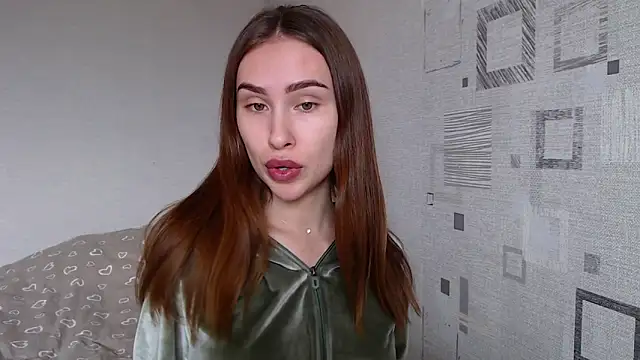 Snapshot of yourameliaa chatting on April 10, 7:35 am yourameliaa online show from April 10, 7:35 am