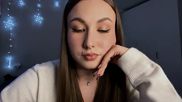 Snapshot of CutieSally chatting on March 25, 3:07 pm CutieSally online show from March 25, 3:07 pm