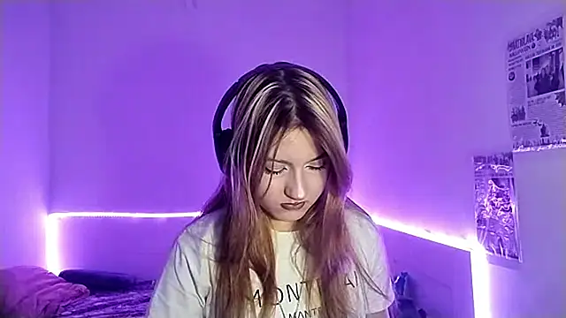 Snapshot of CucKuhta chatting on March 6, 3:08 pm CucKuhta online show from March 6, 3:08 pm