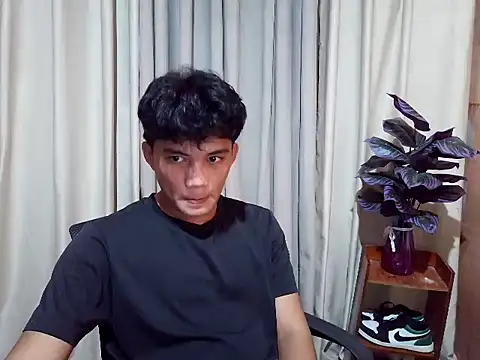 Snapshot of marksurelyhard chatting on March 19, 4:11 pm marksurelyhard online show from March 19, 4:11 pm