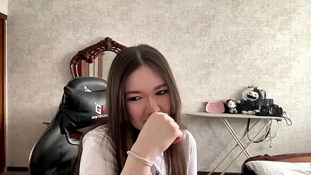 Snapshot of TecnaSanzz chatting on March 16, 5:35 am TecnaSanzz online show from March 16, 5:35 am