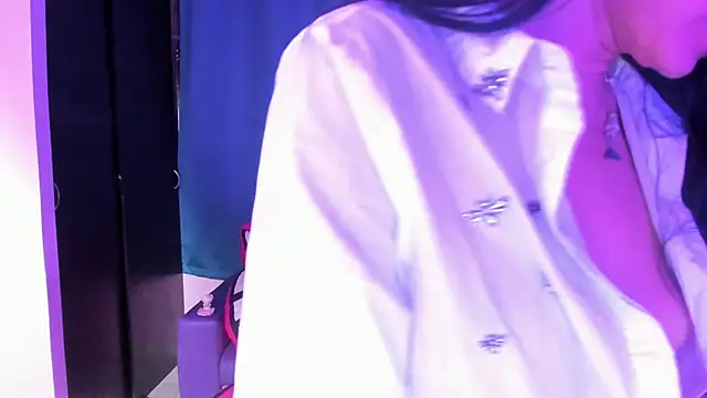doll katiuska online show from June 12, 12:26 pm