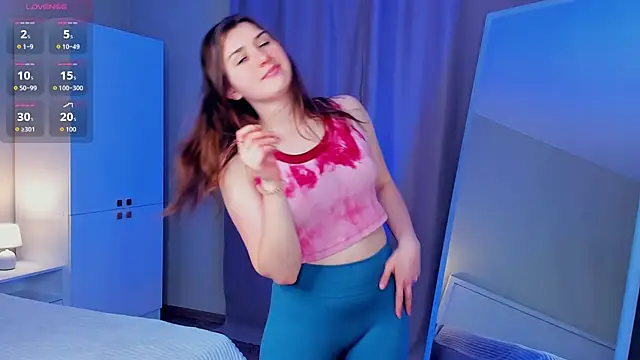 Snapshot of SueWolvin chatting on March 22, 5:16 pm SueWolvin online show from March 22, 5:16 pm