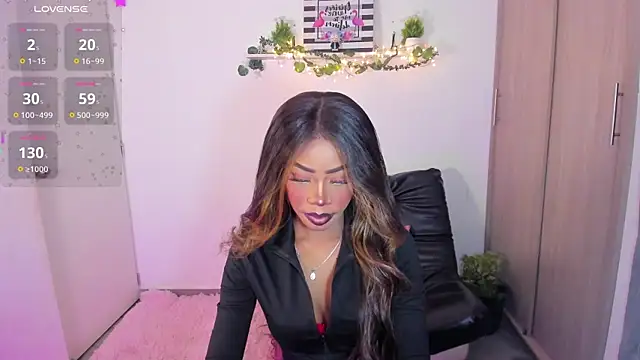 Snapshot of ariabrown23 chatting on May 2, 2:27 am ariabrown23 online show from May 2, 2:27 am