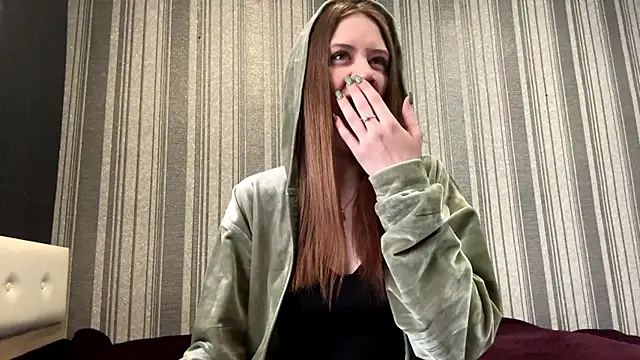 Snapshot of cloud_vibe chatting on March 25, 4:07 am cloud vibe online show from March 25, 4:07 am