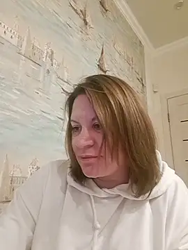 Snapshot of LaraHarper chatting on March 10, 10:59 pm LaraHarper online show from March 10, 10:59 pm