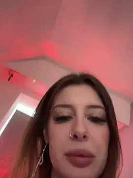 Snapshot of Johanna420 chatting on March 5, 9:49 am Johanna420 online show from March 5, 9:49 am