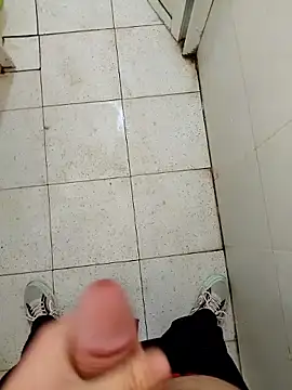 Snapshot of dzniyaak chatting on March 26, 2:00 pm dzniyaak online show from March 26, 2:00 pm