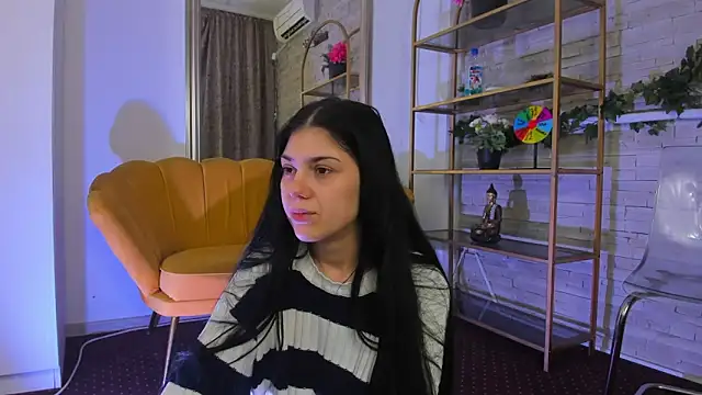 Snapshot of KiarraNoir chatting on March 25, 8:26 pm KiarraNoir online show from March 25, 8:26 pm