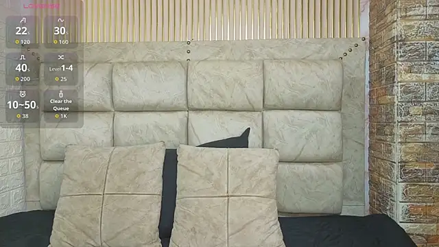 amarahanks11 online show from March 24, 3:22 am