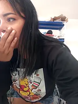 Snapshot of Babyfull_lips chatting on March 18, 8:12 pm Babyfull lips online show from March 18, 8:12 pm