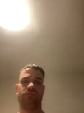 Snapshot of ukhungstud26 chatting on March 17, 11:19 pm ukhungstud26 online show from March 17, 11:19 pm