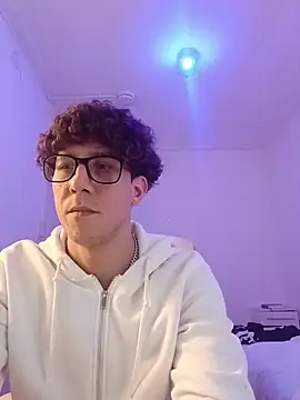 Snapshot of TitanNoir chatting on March 14, 11:37 am TitanNoir online show from March 14, 11:37 am