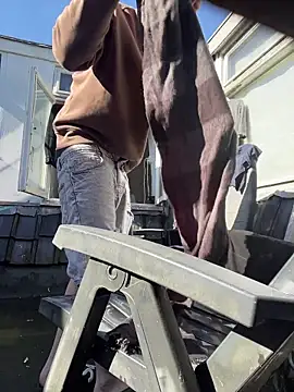 Snapshot of TitanNoir chatting on March 18, 10:18 am TitanNoir online show from March 18, 10:18 am