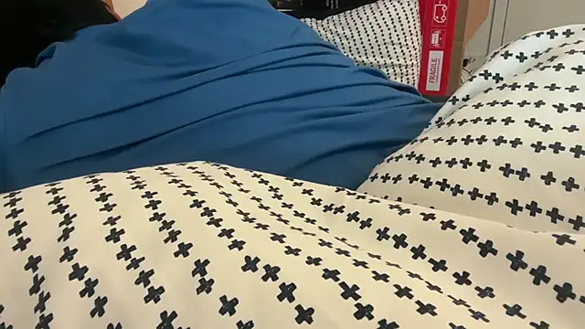 Snapshot of nickabraham chatting on March 5, 4:25 pm nickabraham online show from March 5, 4:25 pm