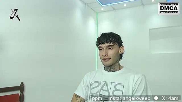 yourxcyberxangel online show from March 27, 11:37 pm