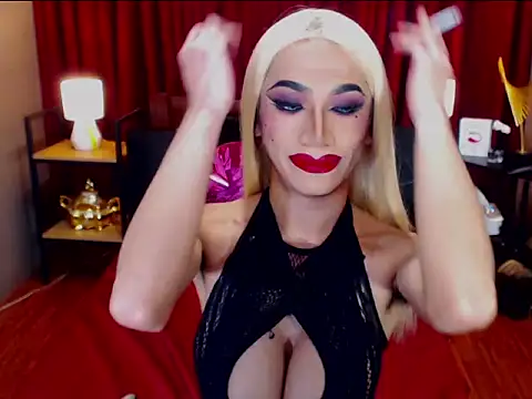 Snapshot of KieraLee chatting on March 14, 9:53 pm KieraLee online show from March 14, 9:53 pm