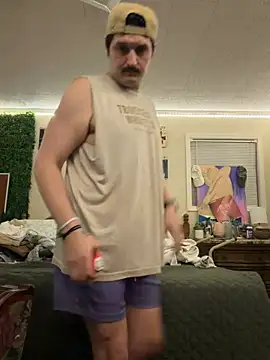PoundedCajunGuy93 online show from July 8, 1:32 am