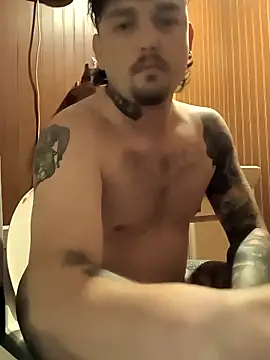 Snapshot of vikingo3333 chatting on March 19, 4:38 am vikingo3333 online show from March 19, 4:38 am