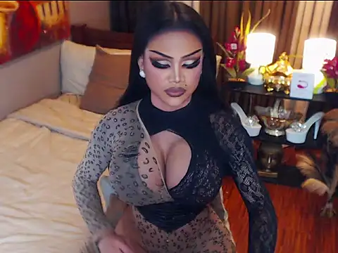 Snapshot of CleoHarkness chatting on March 4, 9:48 am CleoHarkness online show from March 4, 9:48 am