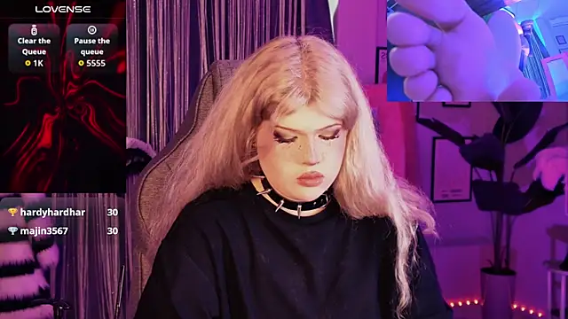 LilithNlsn online show from July 7, 6:47 am