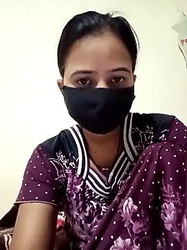 Snapshot of Poojalodhi_567 chatting on March 5, 8:27 pm Poojalodhi 567 online show from March 5, 8:27 pm