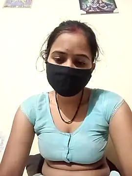 Snapshot of Poojalodhi_567 chatting on March 12, 10:27 pm Poojalodhi 567 online show from March 12, 10:27 pm