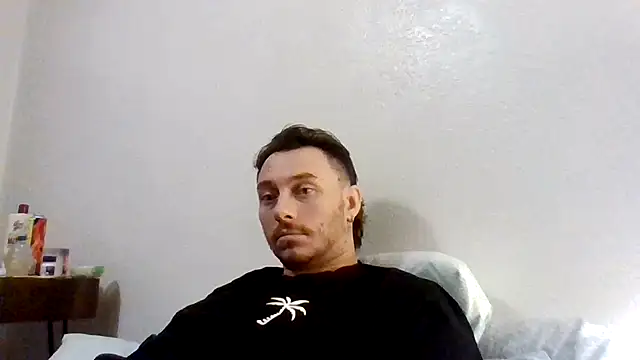 Snapshot of TallHungandCloudy69 chatting on March 6, 1:57 am TallHungandCloudy69 online show from March 6, 1:57 am