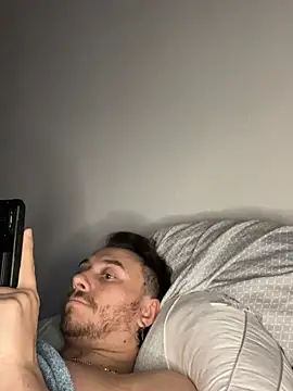 Snapshot of TallHungandCloudy69 chatting on March 9, 1:37 pm TallHungandCloudy69 online show from March 9, 1:37 pm