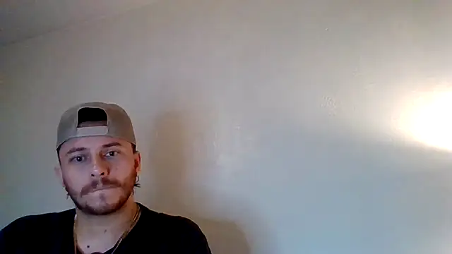 Snapshot of TallHungandCloudy69 chatting on March 19, 2:04 am TallHungandCloudy69 online show from March 19, 2:04 am