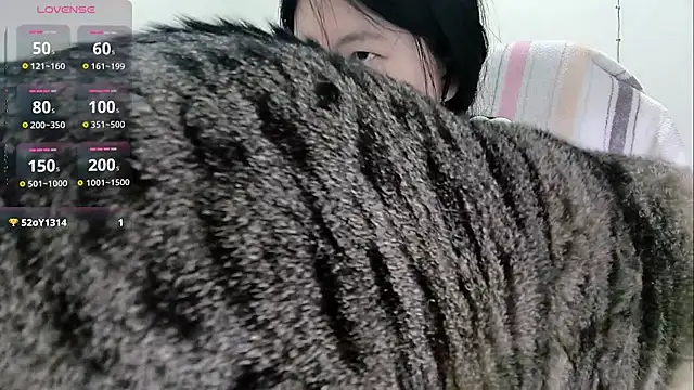 Snapshot of Eeya-36 chatting on March 28, 11:32 am Eeya-36 online show from March 28, 11:32 am