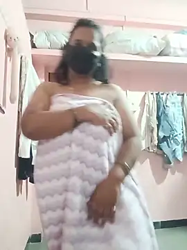 Miss-Dolly07 online show from June 11, 1:31 pm