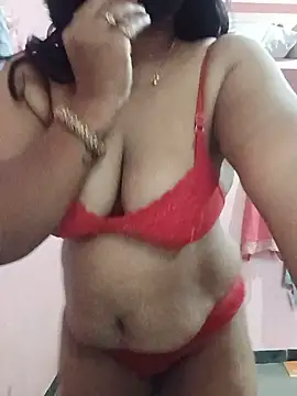 Snapshot of Miss-Dolly07 chatting on July 7, 10:30 am Miss-Dolly07 online show from July 7, 10:30 am