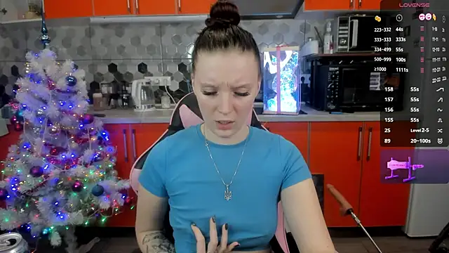 Mary Blu online show from December 20, 11:37 pm