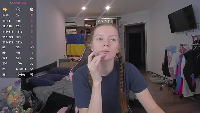 Mary Blu online show from November 29, 10:51 am