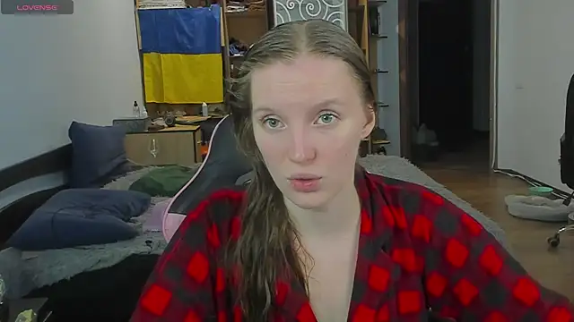 Mary Blu online show from December 4, 1:20 pm