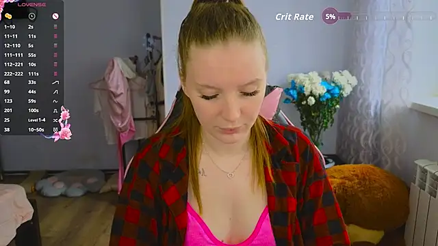 Snapshot of Mary_Blu chatting on April 15, 7:37 am Mary Blu online show from April 15, 7:37 am