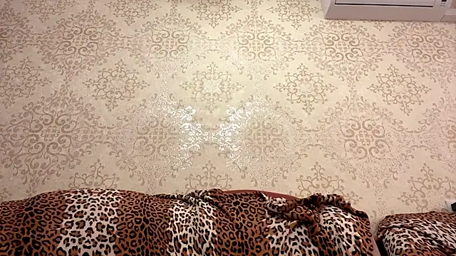 Snapshot of AlmaBrigs chatting on March 11, 2:01 pm AlmaBrigs online show from March 11, 2:01 pm