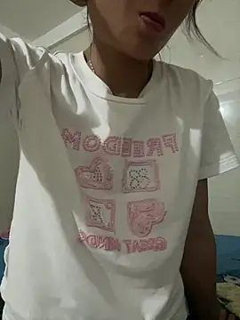 Mimi pussy online show from June 14, 2:24 am