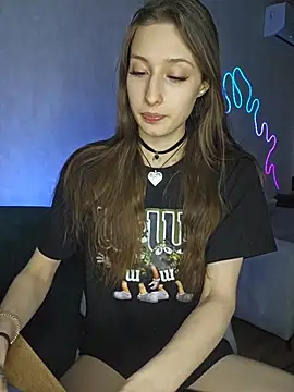 Snapshot of Emma_Willson chatting on March 21, 1:16 pm Emma Willson online show from March 21, 1:16 pm