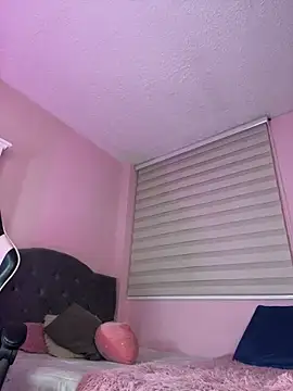 Snapshot of Franchezcaa_ chatting on March 27, 1:11 pm Franchezcaa online show from March 27, 1:11 pm