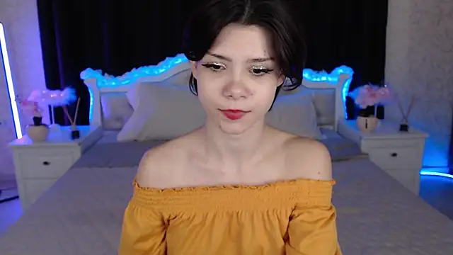 Snapshot of llittle-peachh chatting on March 6, 6:26 pm llittle-peachh online show from March 6, 6:26 pm