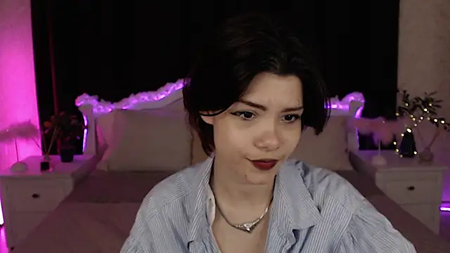 Snapshot of llittle-peachh chatting on March 12, 3:40 pm llittle-peachh online show from March 12, 3:40 pm