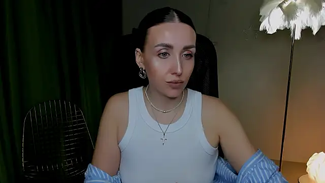 Snapshot of MonicaRiley chatting on March 14, 4:12 pm MonicaRiley online show from March 14, 4:12 pm