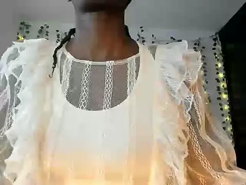 Snapshot of yoursweetsin16 chatting on March 13, 5:52 pm yoursweetsin16 online show from March 13, 5:52 pm