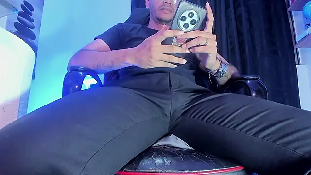 Nero 62 online show from March 2, 11:44 pm